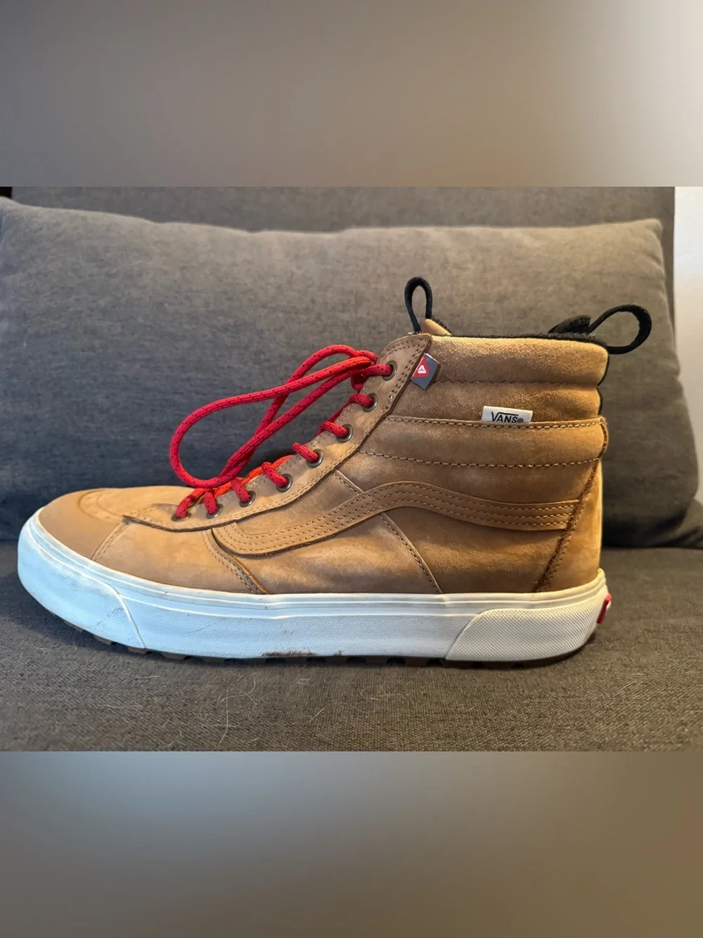 Vans SK8 Hi MTE Waterproof Hiking or All-Terrain Boot. Style# 507698